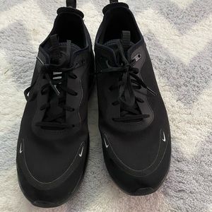 Black Air max dia